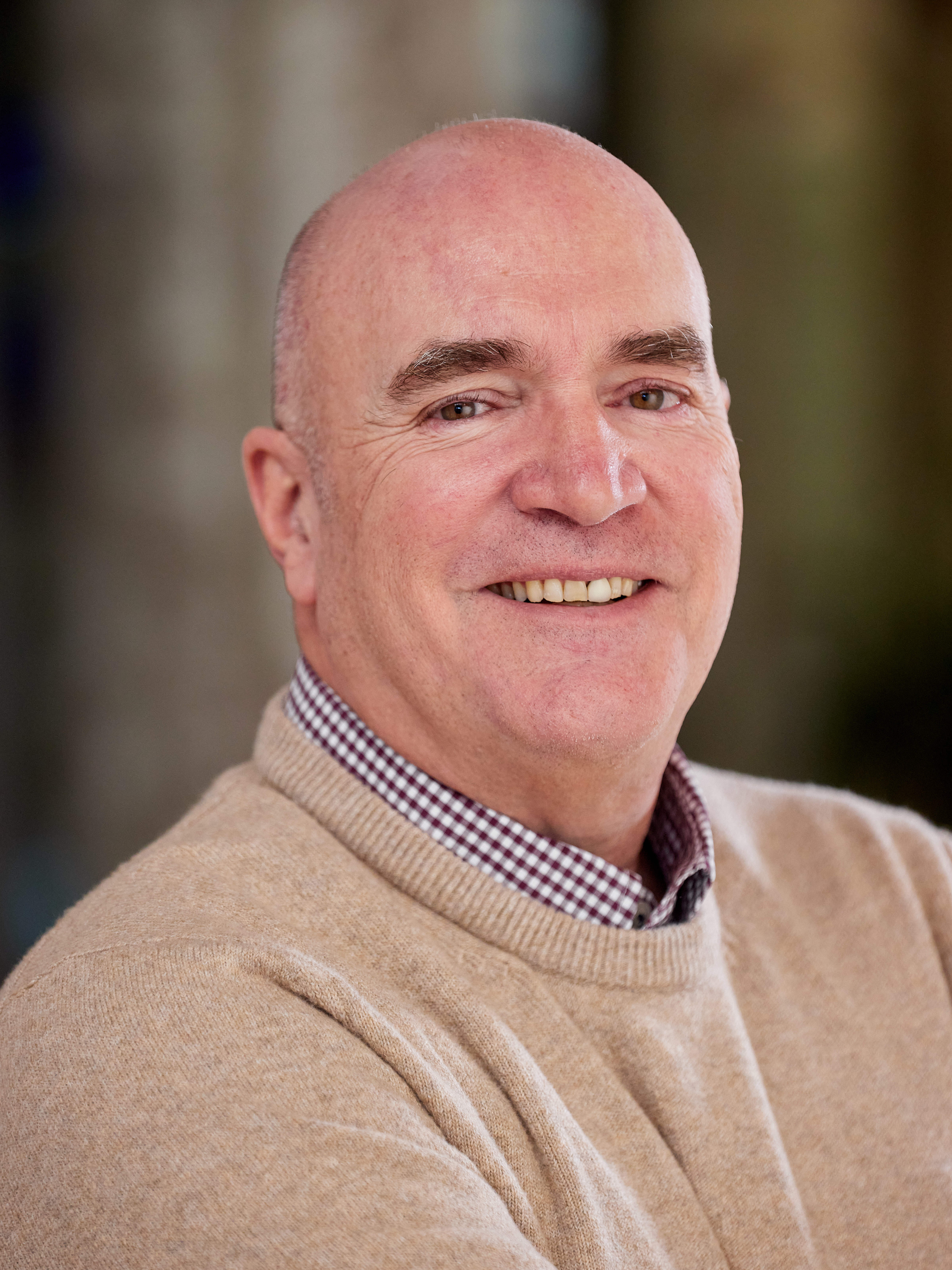 robert_cummings_headshot_011_high_res
